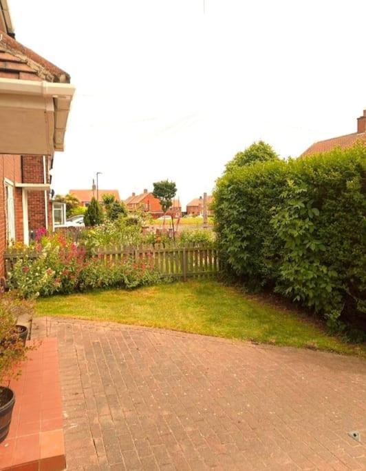 Beside The Seaside Tynemouth Villa Cullercoats Exterior photo