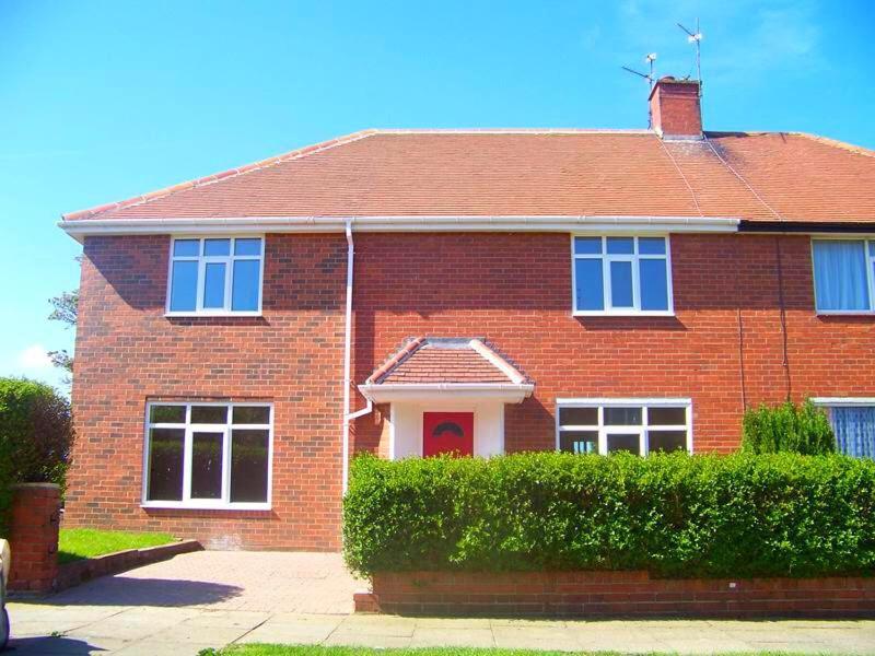 Beside The Seaside Tynemouth Villa Cullercoats Exterior photo